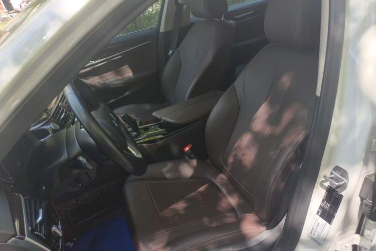 Used BMW 5 Series 2019 525Li Luxury Package Left Front Seat