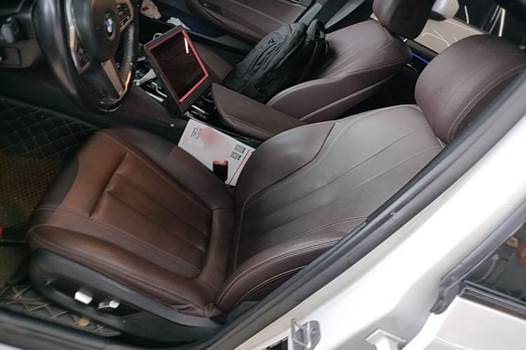Used BMW 5 Series 2019 525Li M Sport Package Left Front Seat