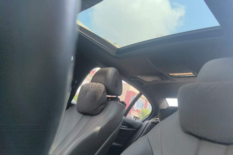 Used BMW 5 Series 2019 Restyled 525Li M Sport Package Left Front Seat