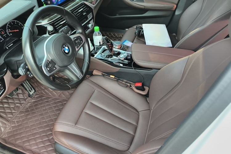 Used BMW 5 Series 2019 525Li M Sport Package Left Front Seat