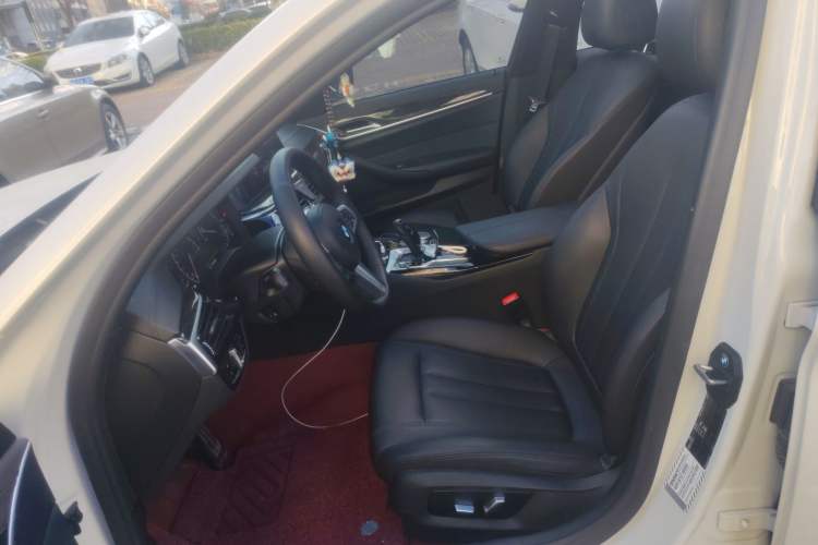 Used BMW 5 Series 2019 525Li M Sport Package Left Front Seat