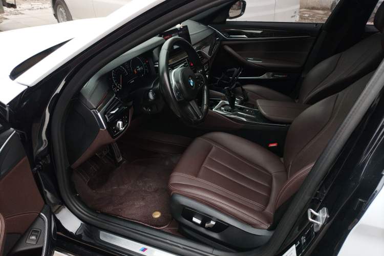 Used BMW 5 Series 2019 525Li M Sport Package Left Front Seat