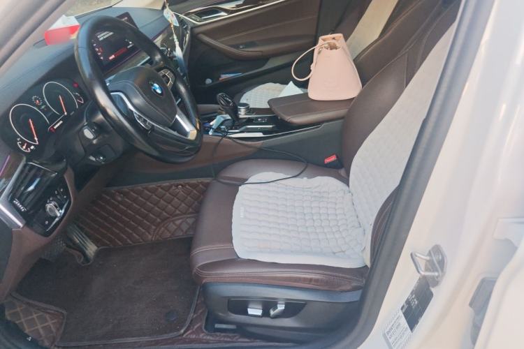 Used BMW 5 Series 2019 Facelifted 525Li Luxury Package Left Front Seat