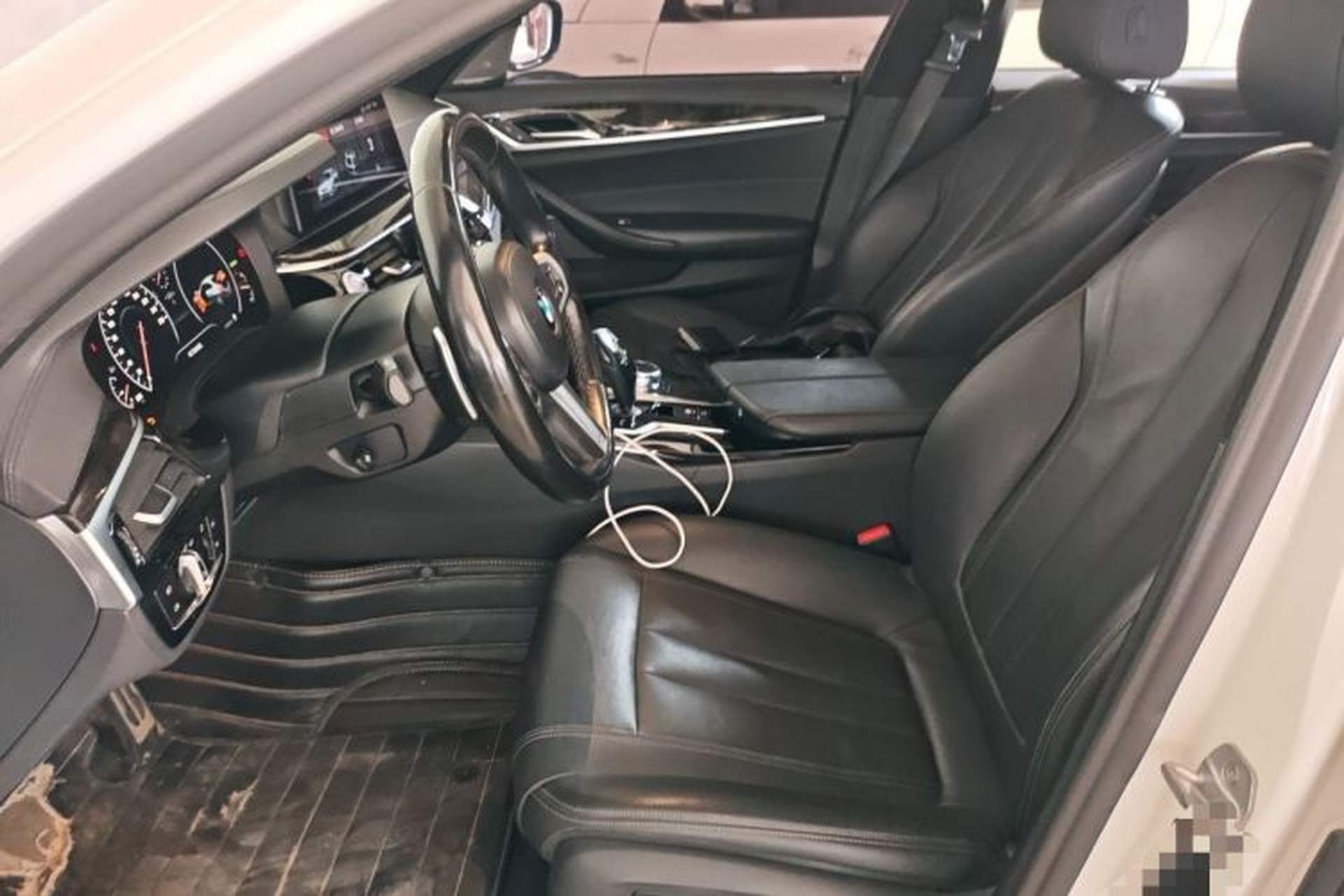 Used BMW 5 Series 2019 530Li Leading Model M Sport Package Left Front Seat