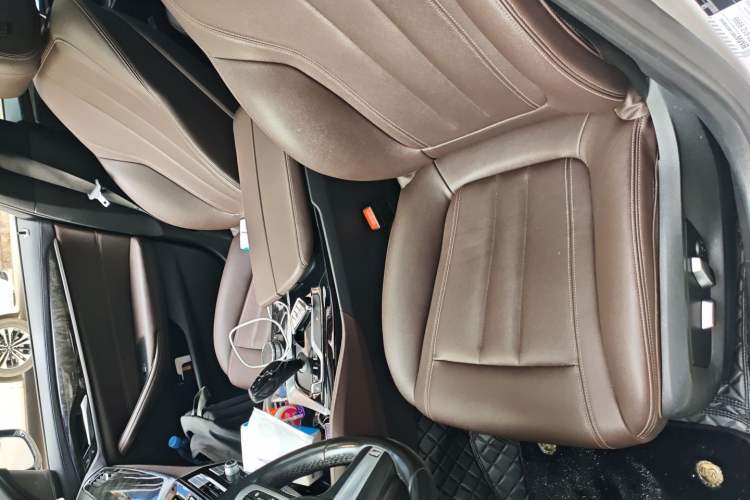 Used BMW 5 Series 2019 525Li M Sport Package Left Front Seat