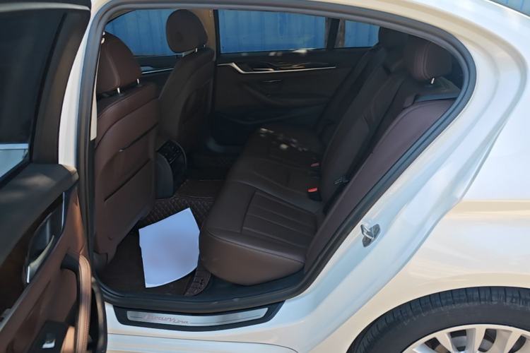 Used BMW 5 Series 2019 Facelifted 525Li Luxury Package Left Rear Seat