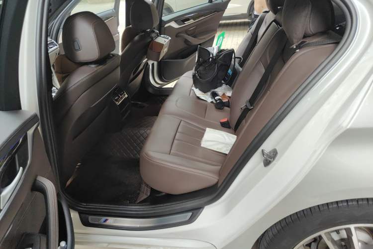 Used BMW 5 Series 2019 525Li M Sport Package Left Rear Seat