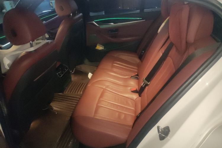 Used BMW 5 Series 2019 530Li Leading Model M Sport Package Left Rear Seat