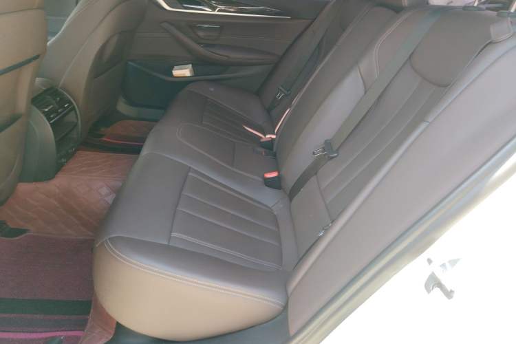 Used BMW 5 Series 2019 525Li M Sport Package Left Rear Seat