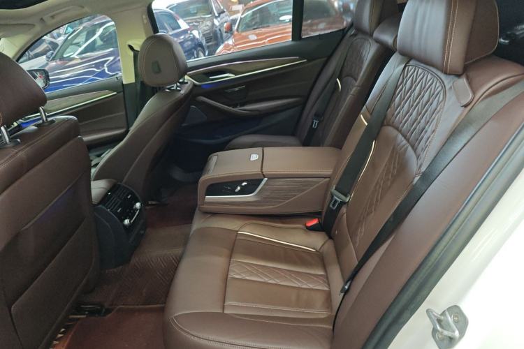 Used BMW 5 Series 2019 530Li xDrive Luxury Package Left Rear Seat