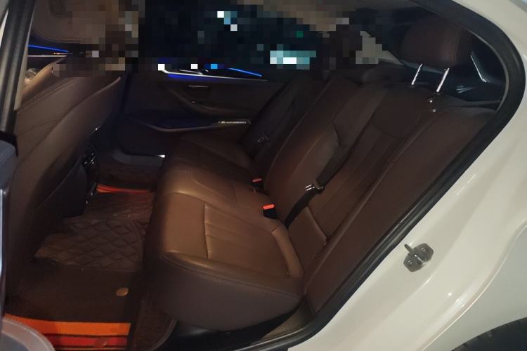 Used BMW 5 Series 2019 Facelifted 525Li Luxury Package Left Rear Seat