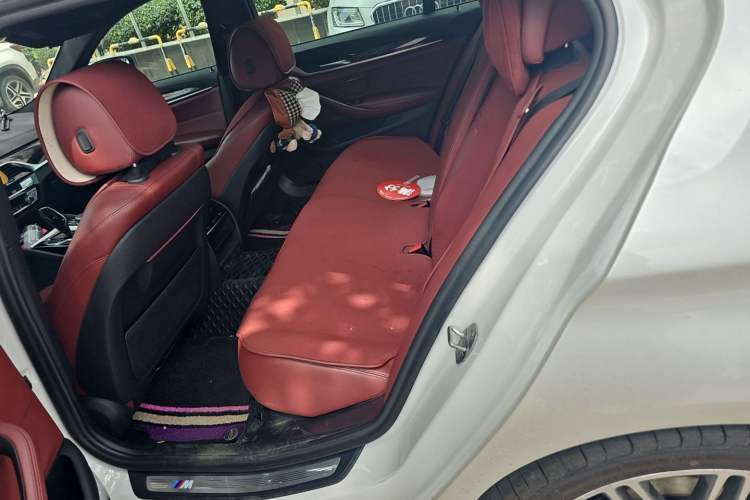 Used BMW 5 Series 2019 530Li xDrive M Sport Package Left Rear Seat