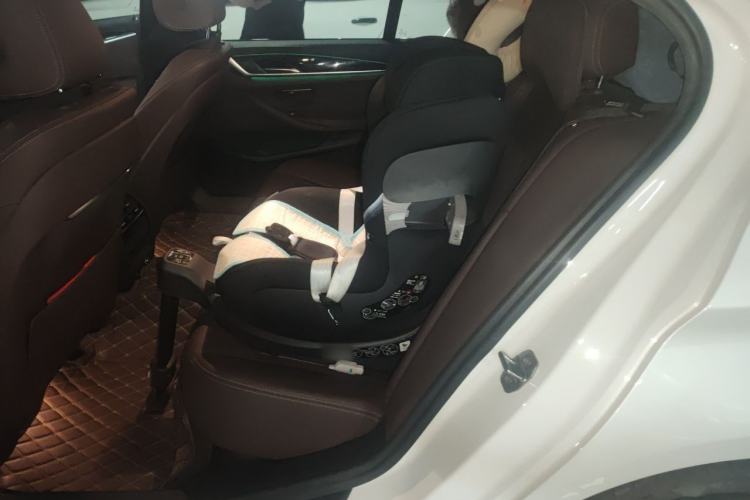 Used BMW 5 Series 2019 Restyled 525Li M Sport Package Left Rear Seat