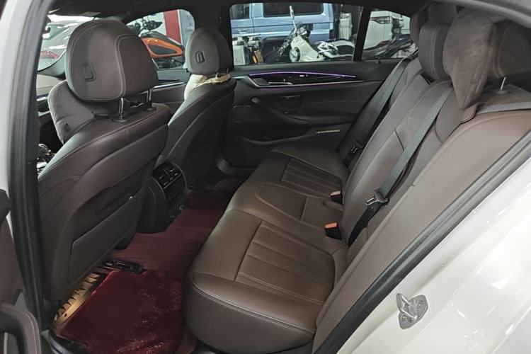 Used BMW 5 Series 2019 Restyled 525Li M Sport Package Left Rear Seat