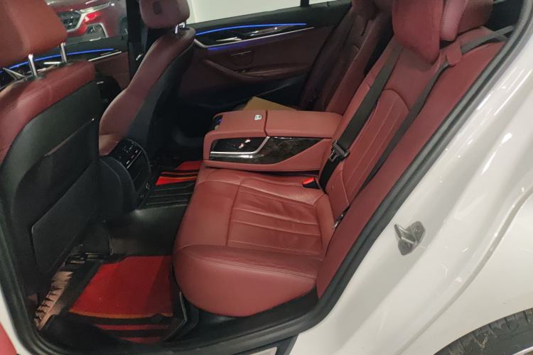 Used BMW 5 Series 2019 Facelifted 530Li Leading Edition M Sport Package Left Rear Seat