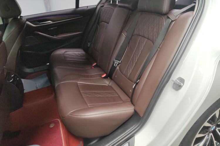 Used BMW 5 Series 2019 Facelifted 530Li Leading Edition Luxury Package Left Rear Seat