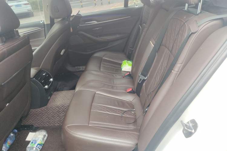 Used BMW 5 Series 2019 530Li Luxury Edition Premium Package Left Rear Seat
