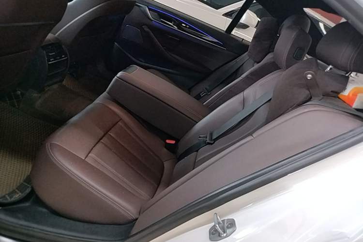 Used BMW 5 Series 2019 525Li M Sport Package Left Rear Seat