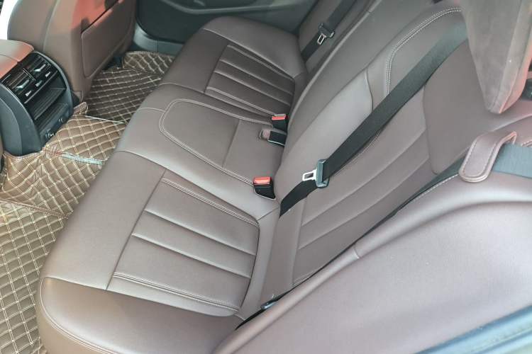 Used BMW 5 Series 2019 525Li M Sport Package Left Rear Seat