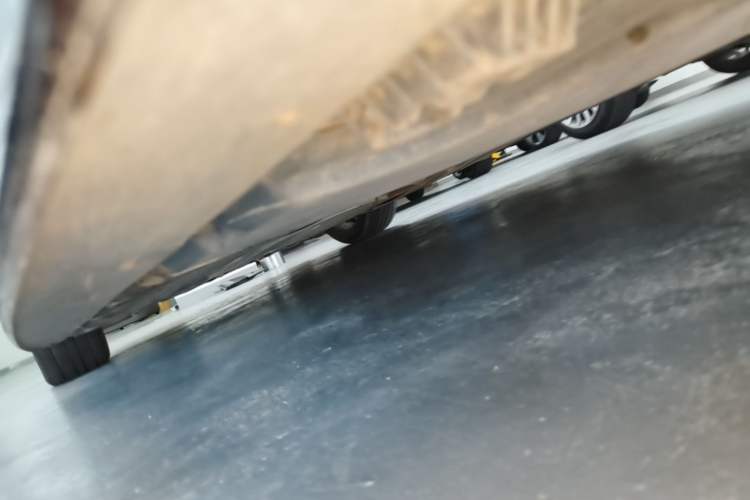 Used BMW 5 Series 2019 Facelifted 530i M Sport Package Left Side Sill