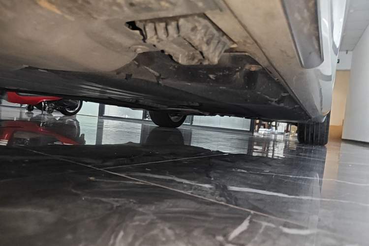 Used BMW 5 Series 2019 Restyled 525Li M Sport Package Left Side Sill