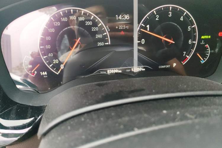 Used BMW 5 Series 2019 Restyled 525Li M Sport Package Odometer Close Up