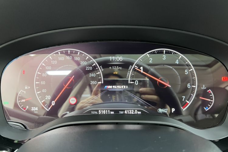 Used BMW 5 Series 2019 Facelifted 530Li Luxury Edition Premium Package Odometer Close Up