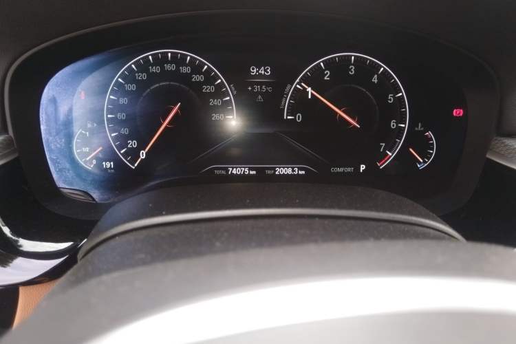 Used BMW 5 Series 2019 Restyled 525Li M Sport Package Odometer Close Up