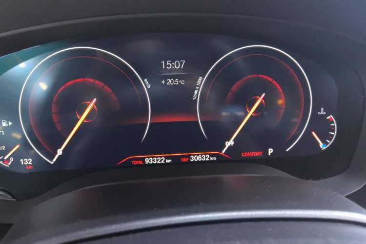 Used BMW 5 Series 2019 530Li xDrive M Sport Package Odometer Close Up