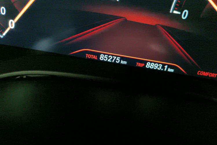Used BMW 5 Series 2019 Facelifted 530Li Leading Edition Luxury Package Odometer Close Up