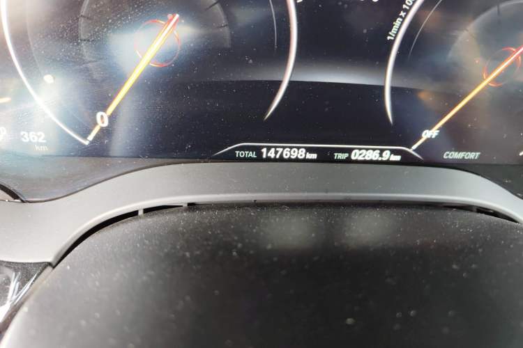 Used BMW 5 Series 2019 Restyled 525Li M Sport Package Odometer Close Up