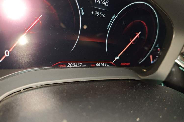 Used BMW 5 Series 2019 Facelifted 530Li Leading Edition M Sport Package Odometer Close Up