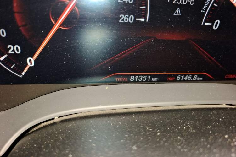 Used BMW 5 Series 2019 Restyled 525Li M Sport Package Odometer Close Up