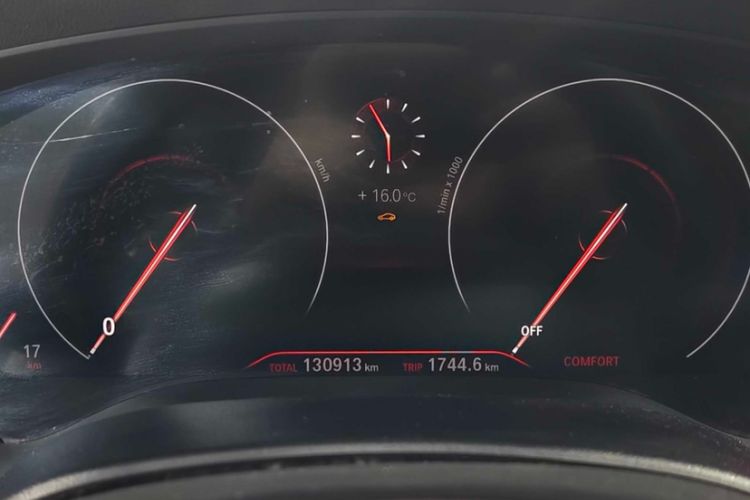 Used BMW 5 Series 2019 525Li M Sport Package Odometer Close Up