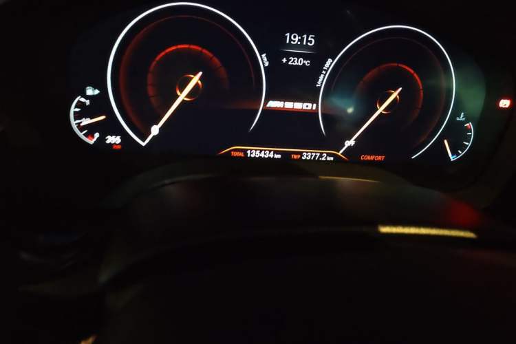 Used BMW 5 Series 2019 Restyled 525Li M Sport Package Odometer Close Up