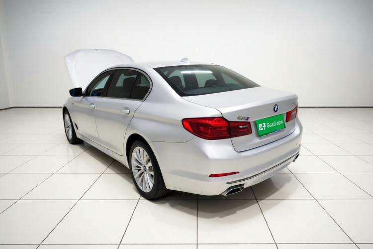 Used BMW 5 Series 2019 Facelifted 525Li Luxury Package Rear Left 45 Deg
