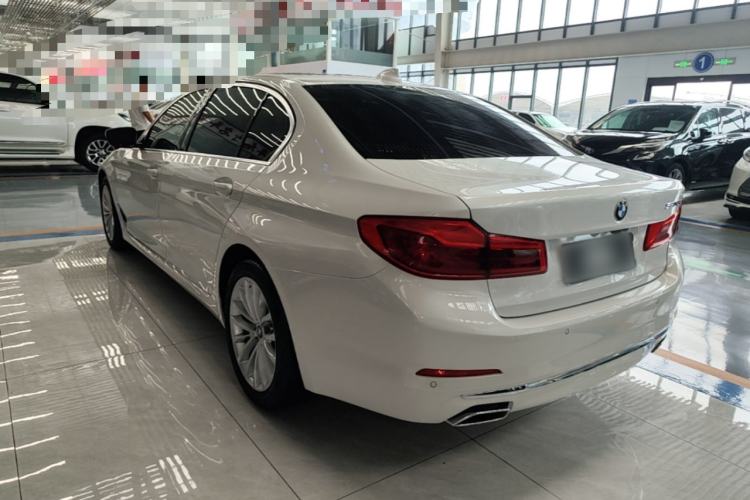 Used BMW 5 Series 2019 Facelifted 530Li Leading Edition Luxury Package Rear Left 45 Deg