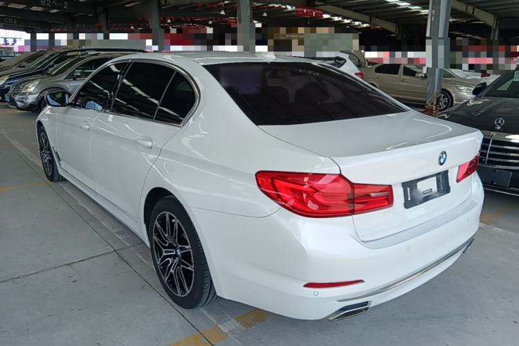 Used BMW 5 Series 2019 525Li Luxury Package Rear Left 45 Deg