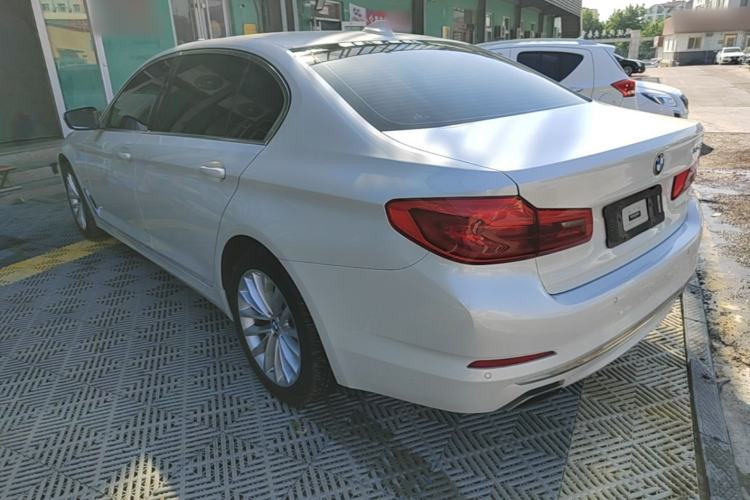 Used BMW 5 Series 2019 525Li Luxury Package Rear Left 45 Deg