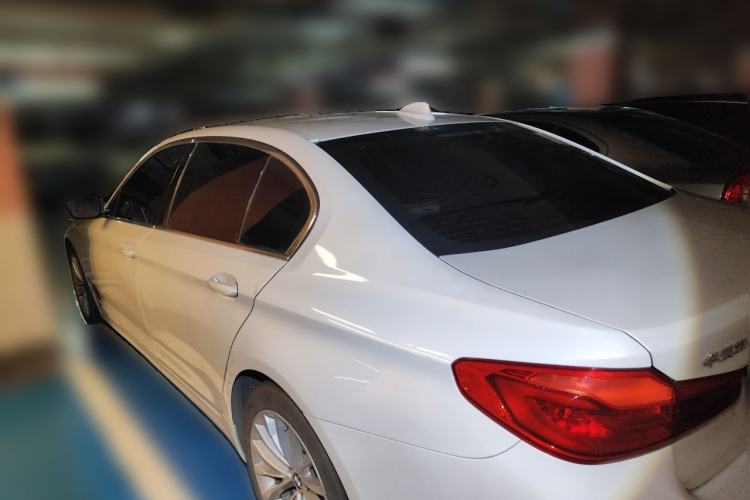 Used BMW 5 Series 2019 525Li Luxury Package Rear Left 45 Deg