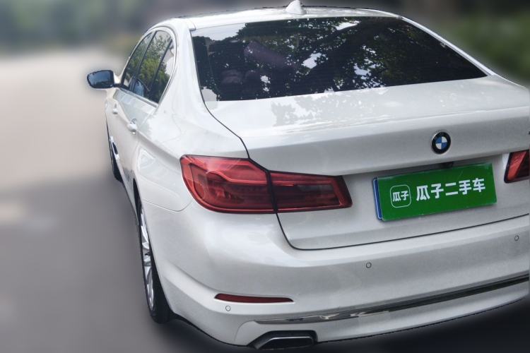 Used BMW 5 Series 2019 Facelifted 525Li Luxury Package Rear Left 45 Deg