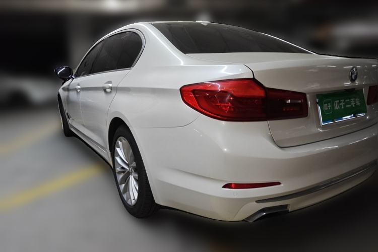 Used BMW 5 Series 2019 530Li Leading Model Luxury Package Rear Left 45 Deg