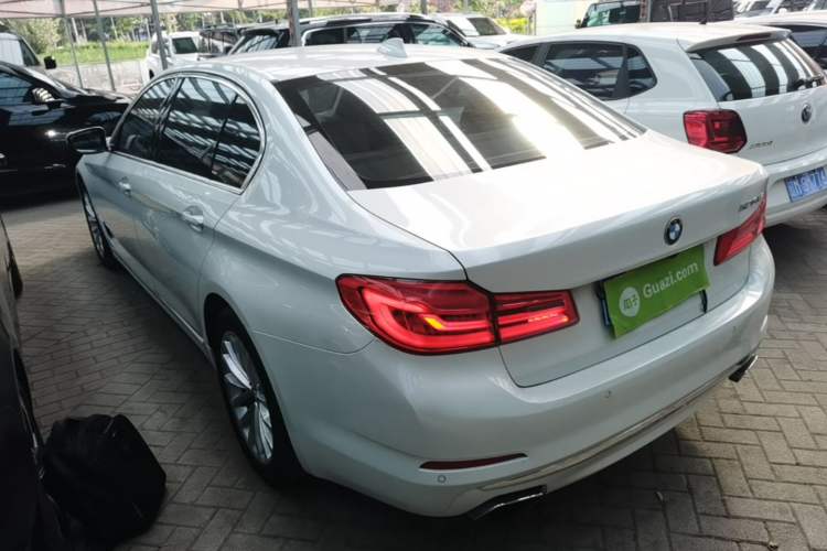 Used BMW 5 Series 2019 525Li Luxury Package Rear Left 45 Deg