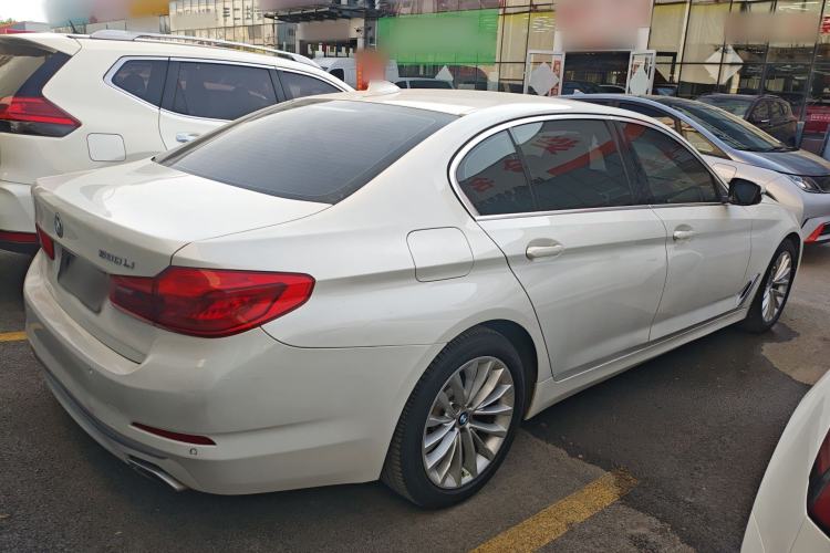 Used BMW 5 Series 2019 525Li Luxury Package Rear Right 45 Deg
