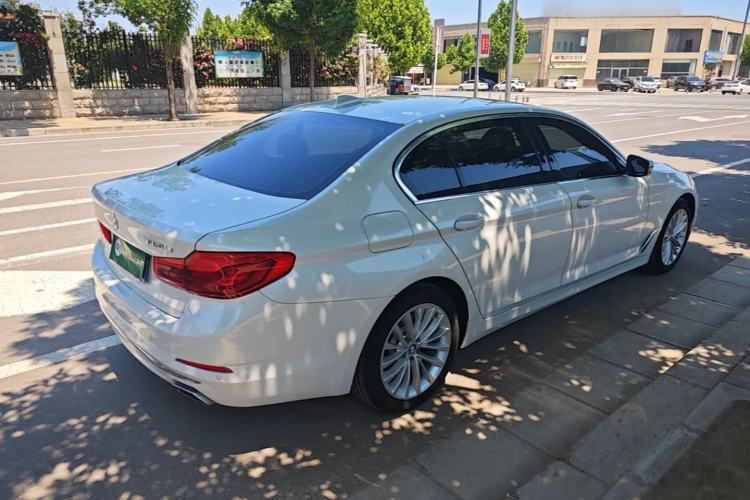 Used BMW 5 Series 2019 Facelifted 525Li Luxury Package Rear Right 45 Deg