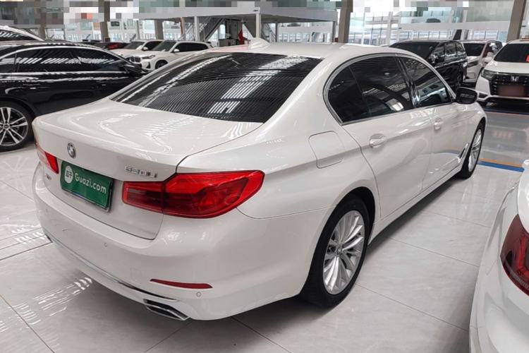 Used BMW 5 Series 2019 Facelifted 525Li Luxury Package Rear Right 45 Deg