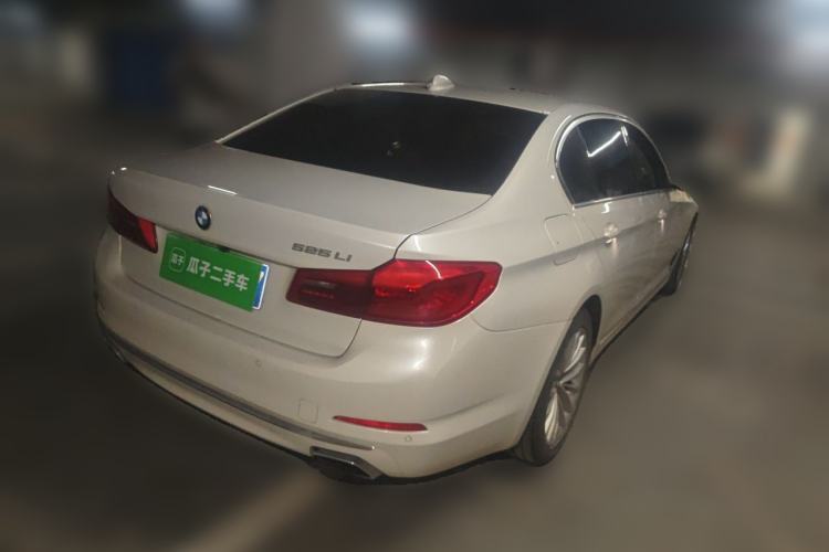 Used BMW 5 Series 2019 525Li Luxury Package Rear Right 45 Deg