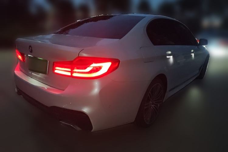 Used BMW 5 Series 2019 530Li Leading Model M Sport Package Rear Right 45 Deg