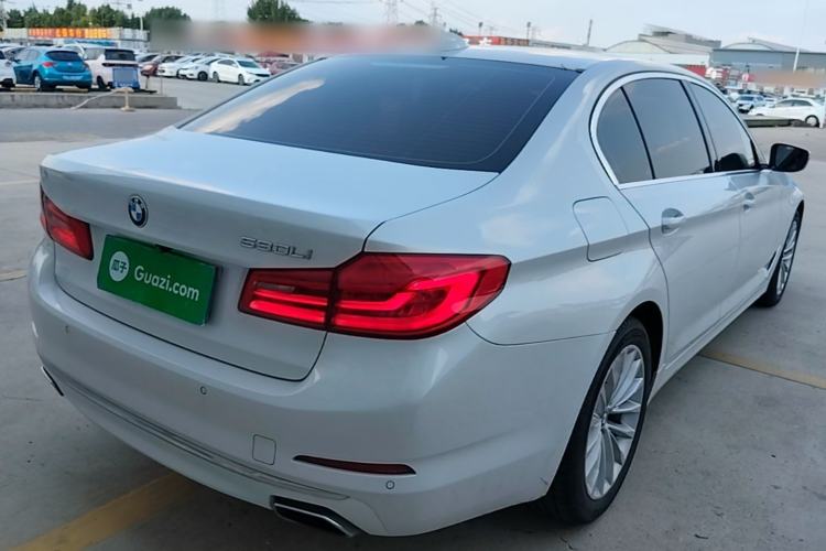 Used BMW 5 Series 2019 Facelifted 525Li Luxury Package Rear Right 45 Deg