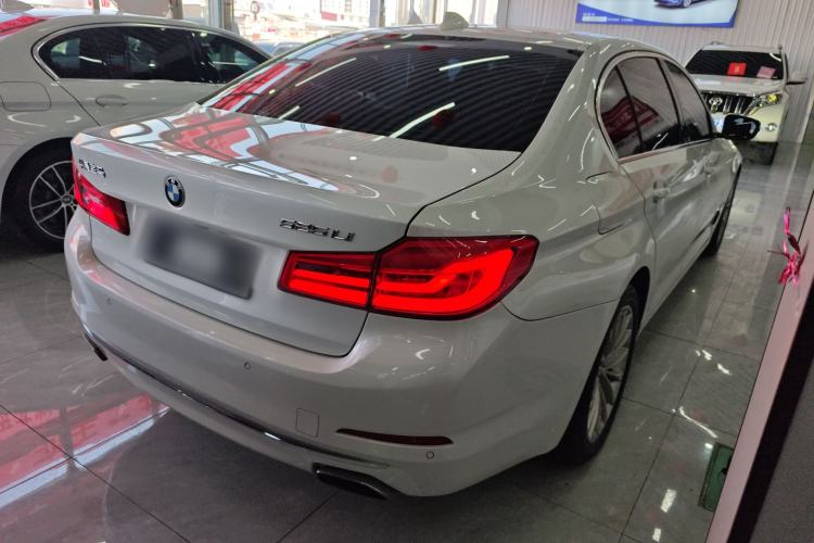 Used BMW 5 Series 2019 525Li Luxury Package Rear Right 45 Deg